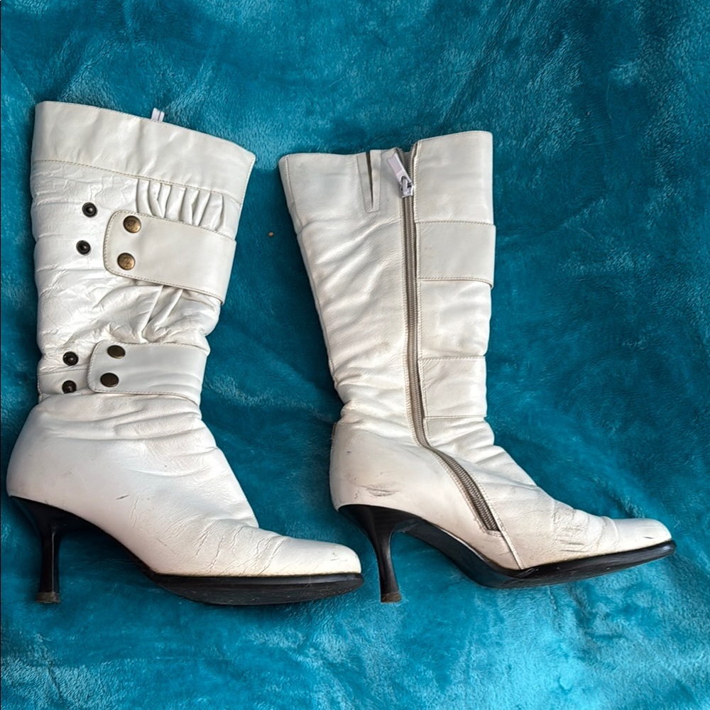 Basconi Italian shoemaker White Women's Boots with fur 7